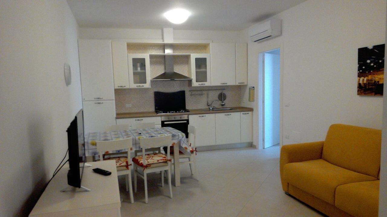 Verde Mare "Appartamenti Per Vacanze" Tortoreto Exteriör bild