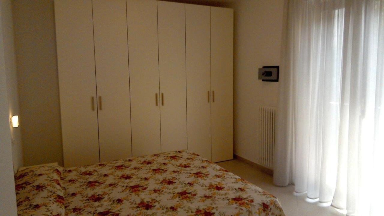 Verde Mare "Appartamenti Per Vacanze" Tortoreto Exteriör bild