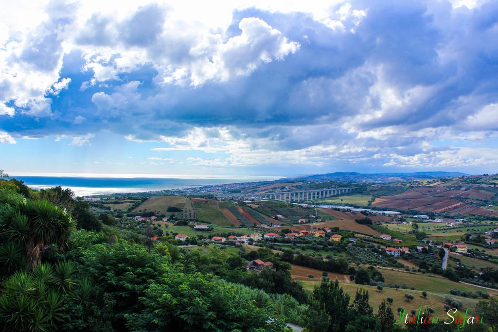 Verde Mare "Appartamenti Per Vacanze" Tortoreto Exteriör bild