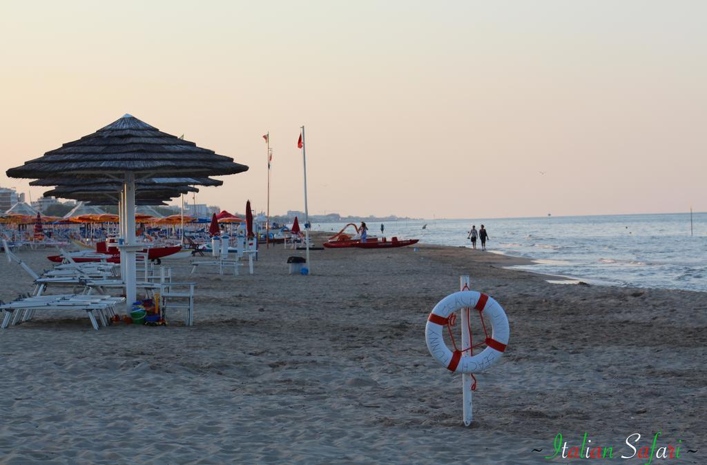 Verde Mare "Appartamenti Per Vacanze" Tortoreto Exteriör bild